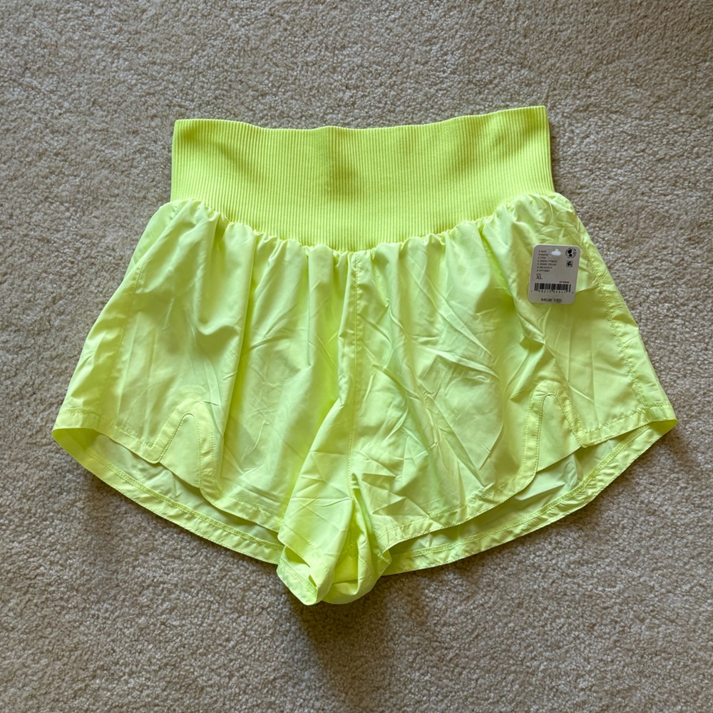 NWT Free People Women’s FP Movement Carpe Diem Shorts. Size XL. - Picture 4 of 5